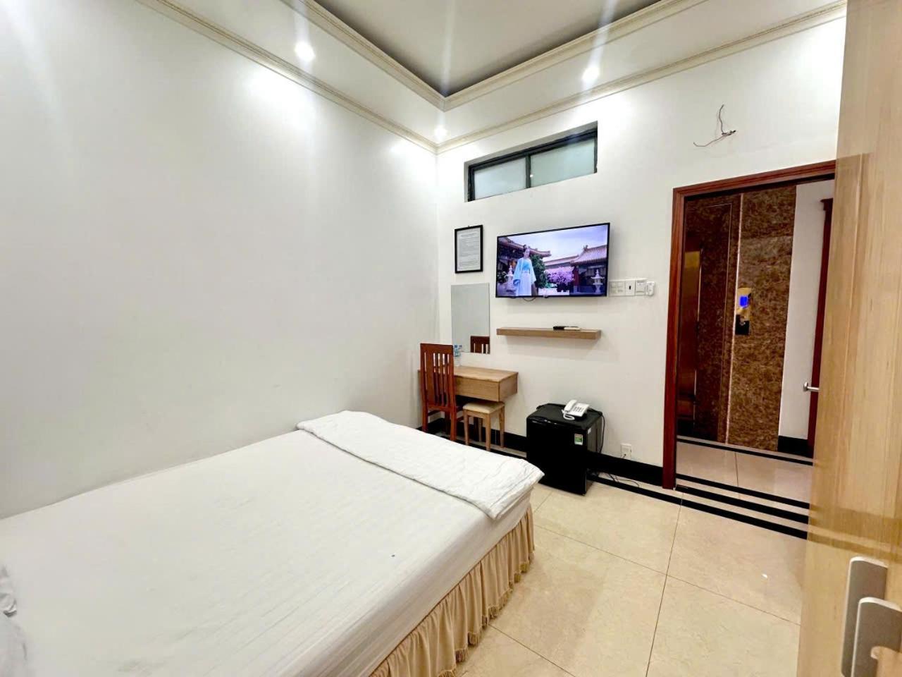 Phung Hoang Vu Hotel Bac Lieu Exterior foto